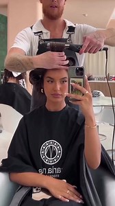 Butterfly cut ghd soft curl tong = 🤯🔥 Thanks to the 32mm barrel, achieving this super voluminous and soft hair look is super easy ☁️ 🎥 @ashleighmenin @danewakefieldhair on Instagram. #ghd #blowoutathome #bouncyblowdrytutorial #blowdrytutorial #bestcurlingtong | ghd