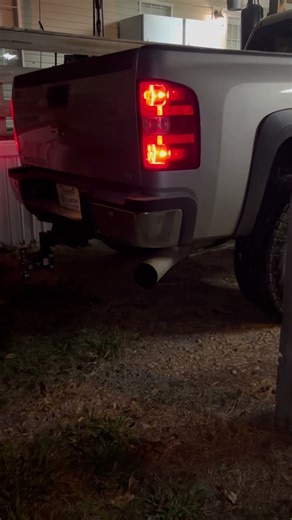 2013 LML Duramax / Deleted, Tuned, Muffler Delete #truck #duramax #duramaxdiesel #tunedcar #chevy