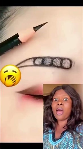 Struggling to shape your eyebrows? Try this easy beginner hack! 👀🔥 #beautyhack