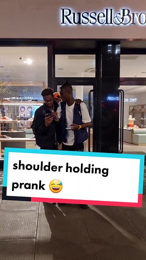 holding shoulder prank 😅 #prank #foryou #foryoupage #fypシ #funny #viral