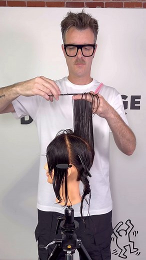 The Shag (smooth & wavy) ⬇️ Here’s a variation of the Shag (round concave layering) In this variation I hold and cut the fringe at a lower elevation for a heavier feeling around the edge. I then use the fringe length to frame the face to the exterior length. I finally layer the interior by using the length at the apex cutting a flat line from front to back (more layers) pivoting off the apex, lifting each section up to the ceiling. For less layering angle your fingers and elbow up (pull away fro