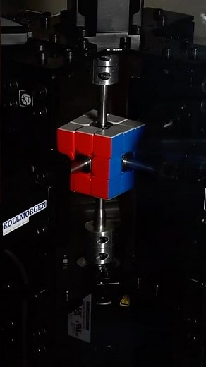 Robot solves cube in 0.103 seconds 😮