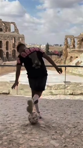 This is how we work at SONS Roofing 🏠🔨 Quality, commitment, and passion in every project. Our greatest achievement is seeing our clients happy and at peace. 💙 | Sons Roofing