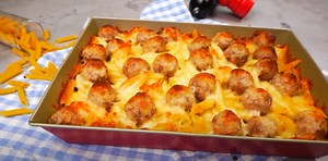 PASTA SA ĆUFTAMA U BEŠAMEL SOSU: Za pola sata napravite obrok od omiljenih sastojaka