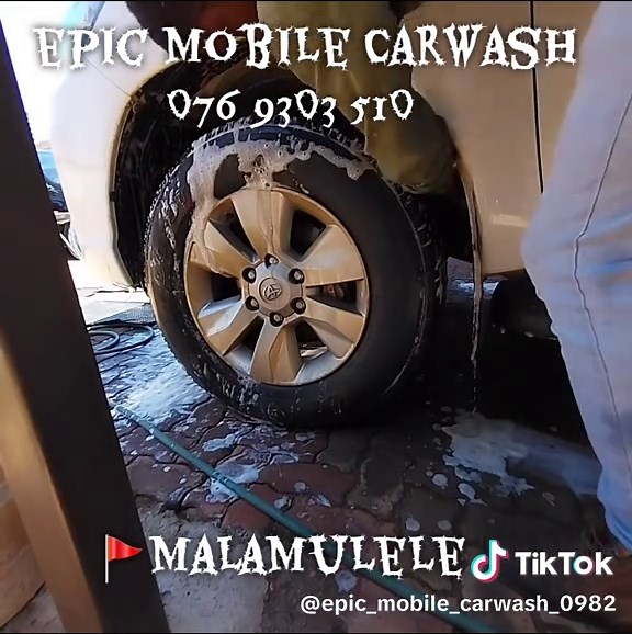Epic Mobile Car Wash Service for Your Toyota Hilux