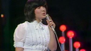 【因不堪重负最终于09年选择在父亲坟前自杀】清水由貴子 - ほたる坂 1977/12/23