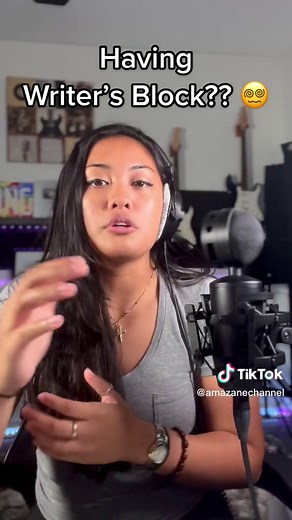 Write Song Lyrics Easily: LyricStudio Tutorial