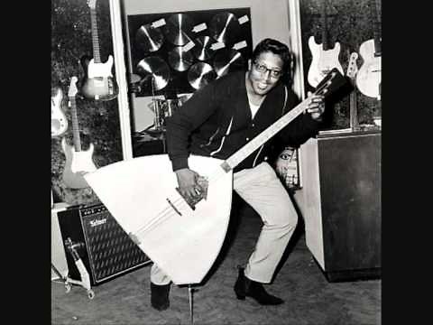 BO DIDDLEY Love is Strange