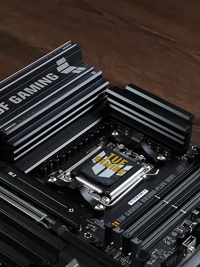 Dive into the details of this stunning custom liquid-cooled PC! Featuring a transparent chassis and vibrant pink coolant, this build is designed for both extreme performance and striking aesthetics. Every component meticulously chosen to create a truly unique gaming or workstation experience. What do you think of the custom loop? #PCBuild #CustomPC #LiquidCooling #GamingSetup #TechEnthusiast #watercooledchiller https://amzn.to/4a6qzyl