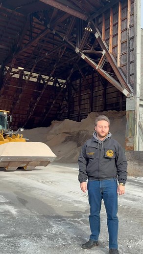 ***Wintertime Parking Ordinance In Effect / Winter Weather Advisory Update*** A Winter Storm Warning is in effect from 4pm this evening through 1pm Saturday. Snow is anticipated to begin around 5-6pm, then continue through the overnight and through the morning Saturday. Most snow should wrap up by about 9am, but some flurries may linger through early afternoon. Following today’s evening commute, residents are encouraged to stay off the roads. The Wappinger Town and Village of Wappingers Falls Wi