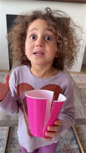 Rhia Tower Falls and Sierra Finds the Solution | Teamwork Kids Story