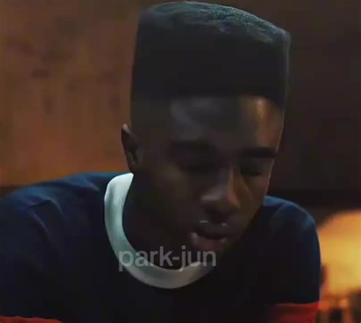 Exploring Max's Memorable Scenes in Stranger Things