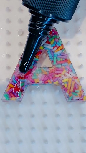Resin Art: Creating Colorful Letters with Resin