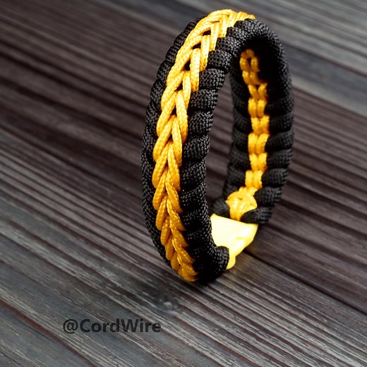 Paracord Stitched Fishtail bracelet #paracordbracelet #paracord #bracelet #paracordcrafts
