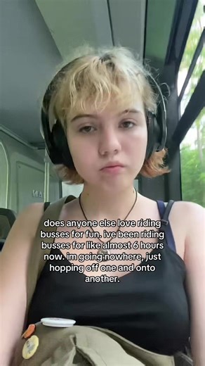 i loooove riding busses. no one likes riding busses more than i do. its so fun!!! #bus #busses #busriding #fun #timewaster #unemployed #unemploymentfinalboss