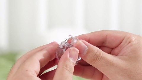 18 Pcs Artificial Cloud Props Ceiling Cloud Decorations with Sun Catching Crystals 3D Hanging Fake Clouds Cotton for Bedroom Living Room Ceiling Baby Shower Party Wedding DIY Hanging Ornament