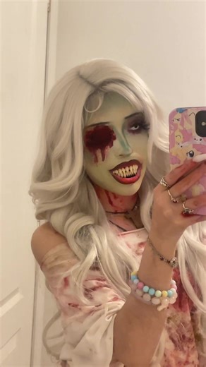Creative Zombie Makeup Tips and Techniques