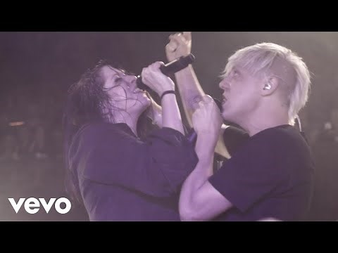 Robert DeLong - Favorite Color Is Blue - Live In Texas ft. K.Flay