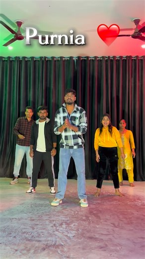 Suryavanshi Vishal Singh Rajput on Instagram: "Ek Uncha Lamba Kad | Dance Cover With Student | . . . Dance Studio :- Step Up Dance Studio , Janta Chowk Purnia Bihar | Choreographer ;- @_vishal_143______"