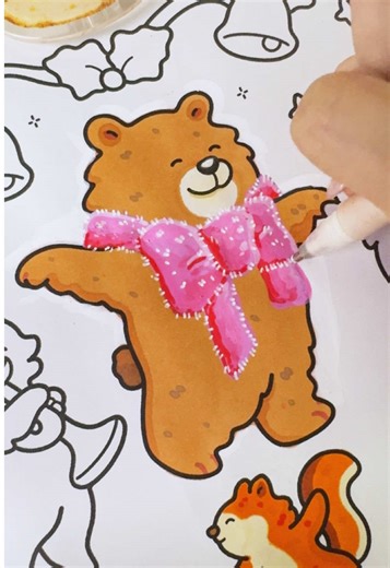 Coloring Scarves with Ohuhu Markers for Cozy Creations