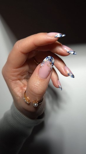 Rebekah Pritchard on Instagram: "✨️🌙☁️ @joonbyrd Violet haze body scrub 💜 Daydreamer body serum 💙 The wonderful people at @joonbyrd have kindly given me a discount code rebekah20 which will give you 20% off products on their website www.joonbyrd.com (Excludes duos) #christmasnails #christmasnailart #newyearnails #2025 #starnails #cloudnails #rebekahxpritchard #nailart #gelnails #frenchmanicure #nailideas #festivenails #nailtrends #nails"