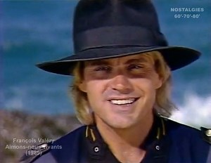 80's... "Aimons-nous vivants"... #FrançoisValéry © Paroles : Pierre Delanoë et Michaële / musique : François Valéry - Officiel ☑️ N° 6 au Top 50 ☑️ Joyeux anniversaire à François Valéry ! (70 ans aujourd'hui) | Nostalgies 60'-70'-80'
