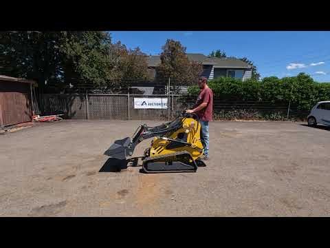 2026 SD LANCH SSL60 TRACKED STAND-ON MINI SKID STEER (1131)