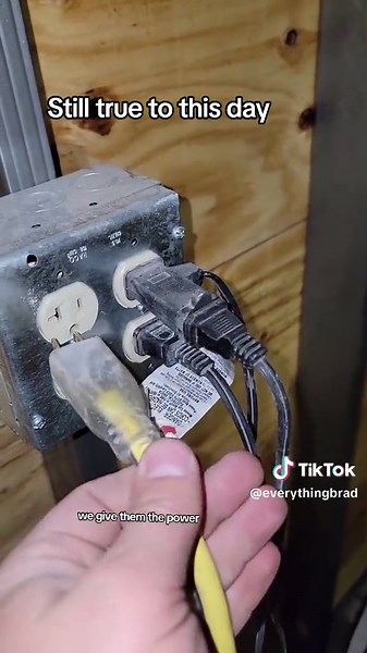 Hilarious Electrician Memes for Blue Collar Workers