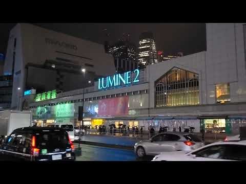 JPN 雨の日 新宿駅 南口付近 甲州街道 20251016 カメラ Google Pixel 5a