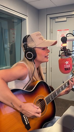 The incredible Max Jackson joined Gina & Matty in studio and put an incredible country twist on this ABBA classic! 💃🎶 | Star 104.5