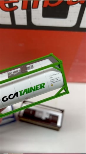 🚂Modellbahn Union 🌎 | 🚂 Containerverkehr auf neuem Niveau – jetzt neu bei Modellbahn Union Ob Tankcontainer für Flüssiggüter, großvolumige Kühlcontainer, Flat... | Instagram