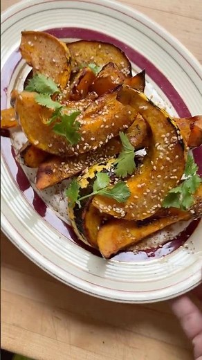 Hot Honey Roasted Squash 🍯🌶️