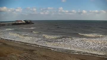Cromer Pier Surf Report, Surf Forecast and Surf Cam - Surfline