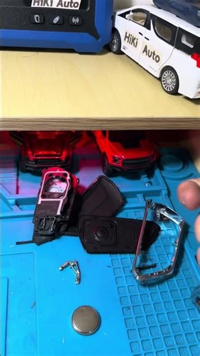 Replacing the VW Viloran key fob shell to restore its original look