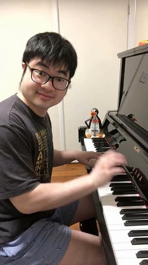 Mr. Incredible becoming Uncanny on Piano