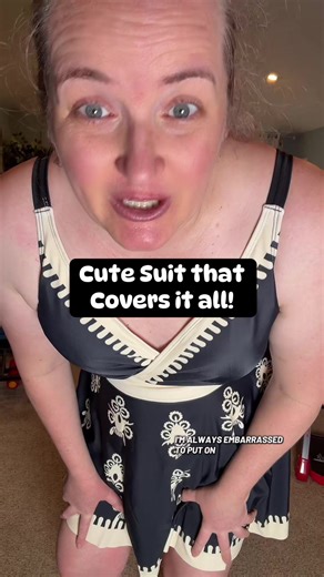 If you wanna feel comfortable and confident in a swimsuit as a plus size small chested lady or probably any size honestly this swimsuit by Bloomchic is not only modest. It’s also really pretty and it’s going to be something you can walk into a pool or a beach with and feel good about your body.