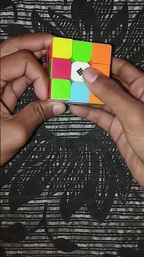 33 Second Rubik's Cube Re–Solve Easy Method for Beginners #shots #rubik