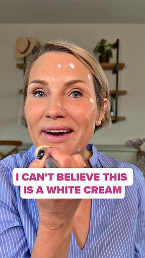 "I thought color-matching foundations were a scam… then I tried this." PrimeSkin Color-Changing Foundation starts off white and melts into your exact tone in seconds. No blending two shades. No weird orange tint. ✨ Evens redness and dark spots ✨ Smooths fine lines without caking ✨ Feels like skincare — thanks to jojoba, niacinamide & squalane It’s the first base that made my 50 skin look fresh and feel hydrated all day. I won’t go back. | Mature Beauty Reviews