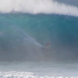 Just In: Mark Healey on what could possibly be the wave of the winter (as of now!) at Pipe tonight. Video by Jake Paterson | World Surf League
