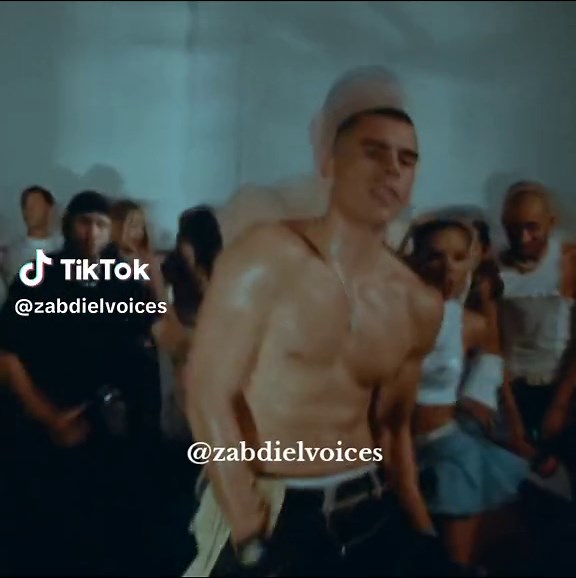 Zabdiel Bailando: El Estilo Único de CNCO