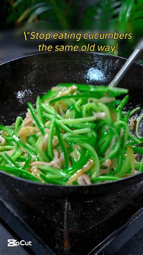 Crispy Stir-Fried Cucumber 🥒🔥 The Easiest & Most Delicious Cucumber Recipe!#foodie #asmr #fyp