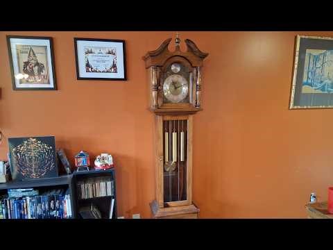 1975 Ridgeway QE-138 Grandfather Clock - The "Becky Crockett"