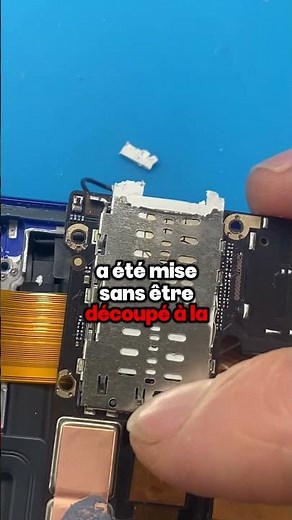 Putting a SIM card in a Xiaomi smartphone without a SIM tray? Bad idea! #repair