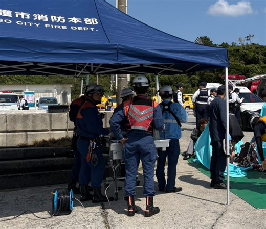 【速報】沖縄・辺野古沖で2人が意識不明　抗議船2隻が転覆 沖縄