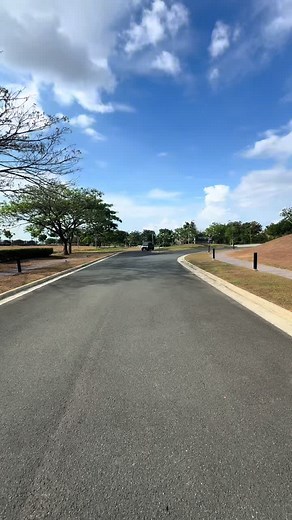 Da17w Low Roof All Wheel Drive Minivan Overview