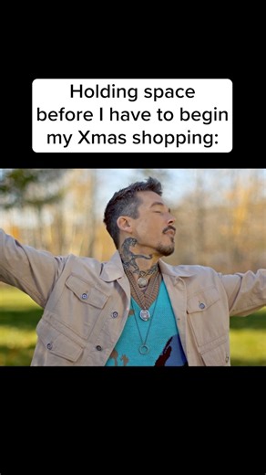 Enjoying that tiny window of peace between Thanksgiving and Xmas, hbu? | HGTV