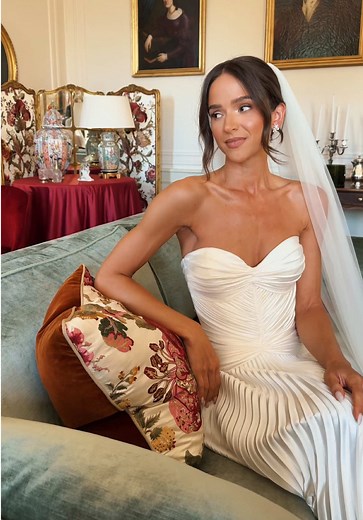 And by 10 minutes I mean 10000 hours (which is how long it felt like it took to get ready for my wedding day, brides will understand)