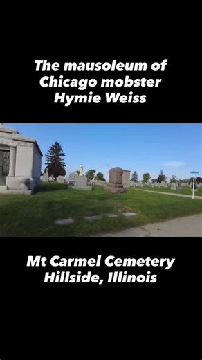 The mausoleum of Chicago mobster Hymie Weiss at Mount Carmel Cemetery in Hillside, Illinois. #famousgraves #chicago #cemetery #history | Freyzel Productions