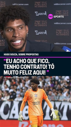 TNT Sports Brasil on Instagram: "PODE FICAR TRANQUILO, TORCEDOR! 😅🦅 Perguntado sobre possíveis propostas após uma temporada que o levou a Seleção, Hugo Souza falou que deseja permanecer no Corinthians. O goleiro foi abraçado pelo Timão e se sente em casa. #FutebolBrasileiro"