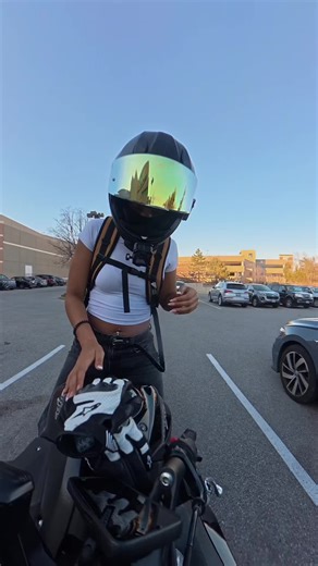 First time doing a mini vlog… idk if I fw it😭 #bikergirl #vlog | vlog